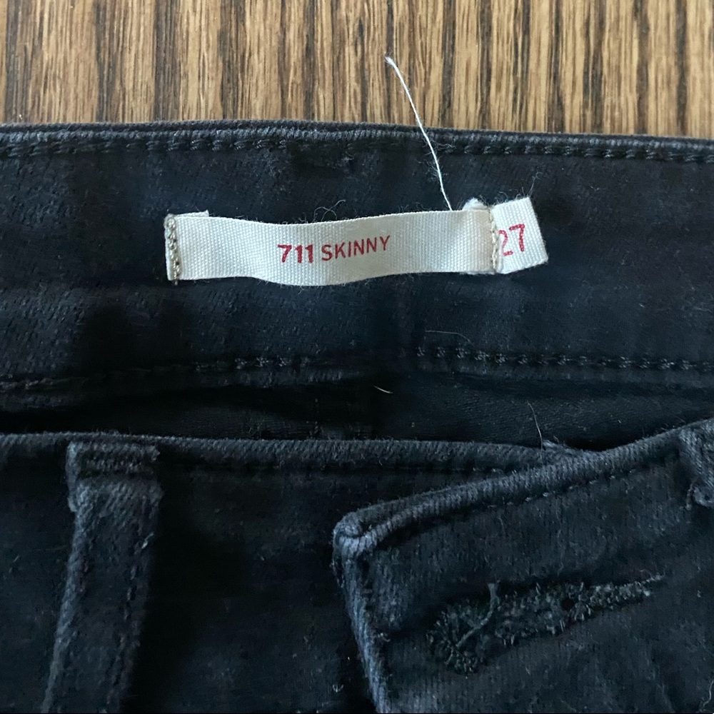 Levi's 711 Women's Skinny Jeans in Black - Picture 3 of 5